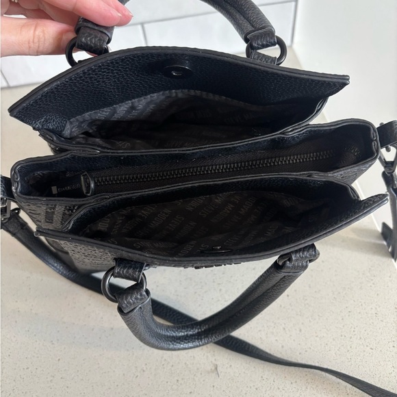 Steve Madden Embossed Leather Crossbody shoulder Tote Bag Purse Black EUC Mint - Picture 8 of 10